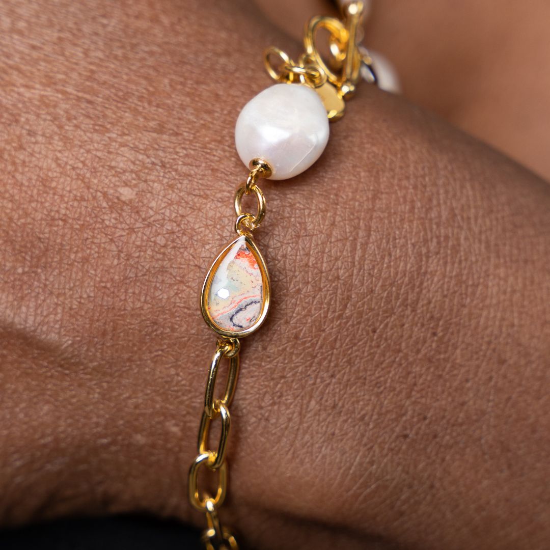 Chloe Pearl Bracelet | Gold