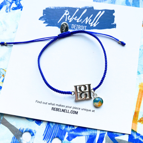 basblue bracelet