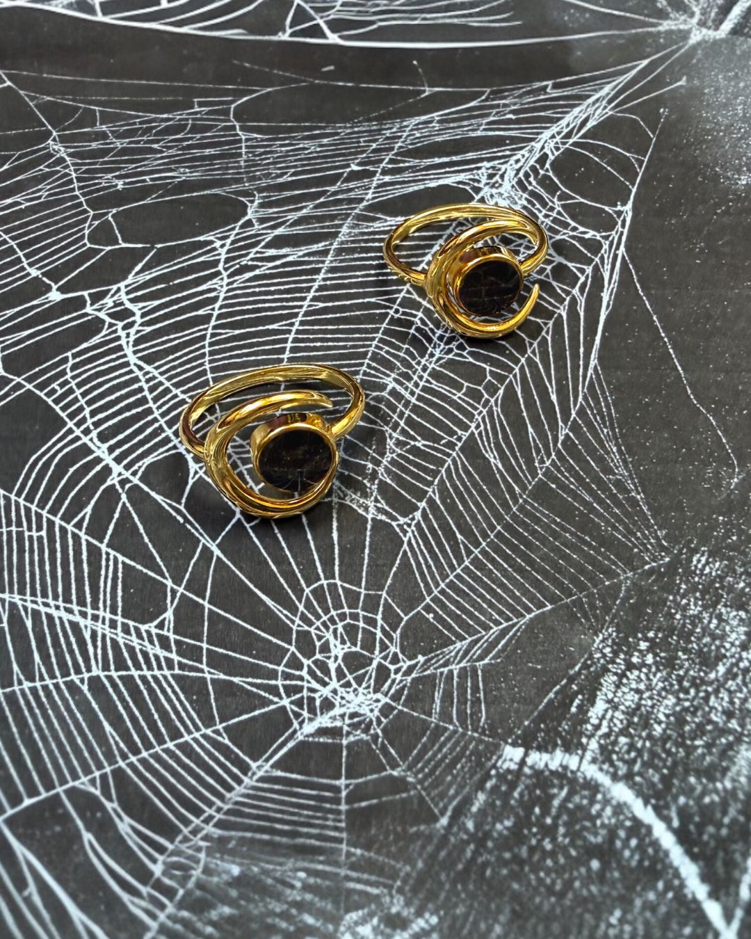 Nyx Open Ring | Gold