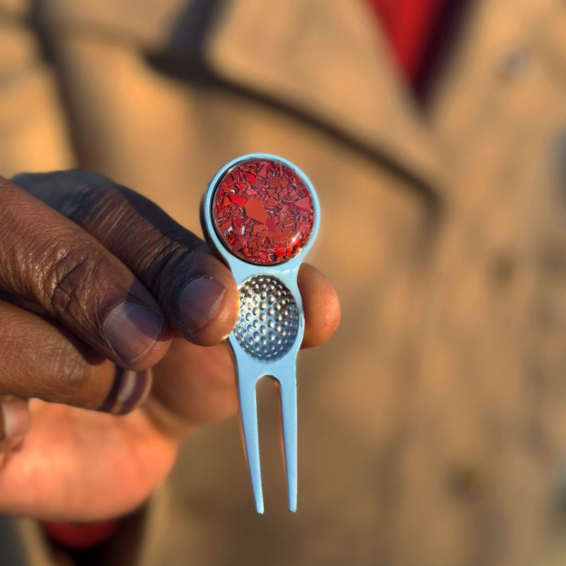 Divot Tool