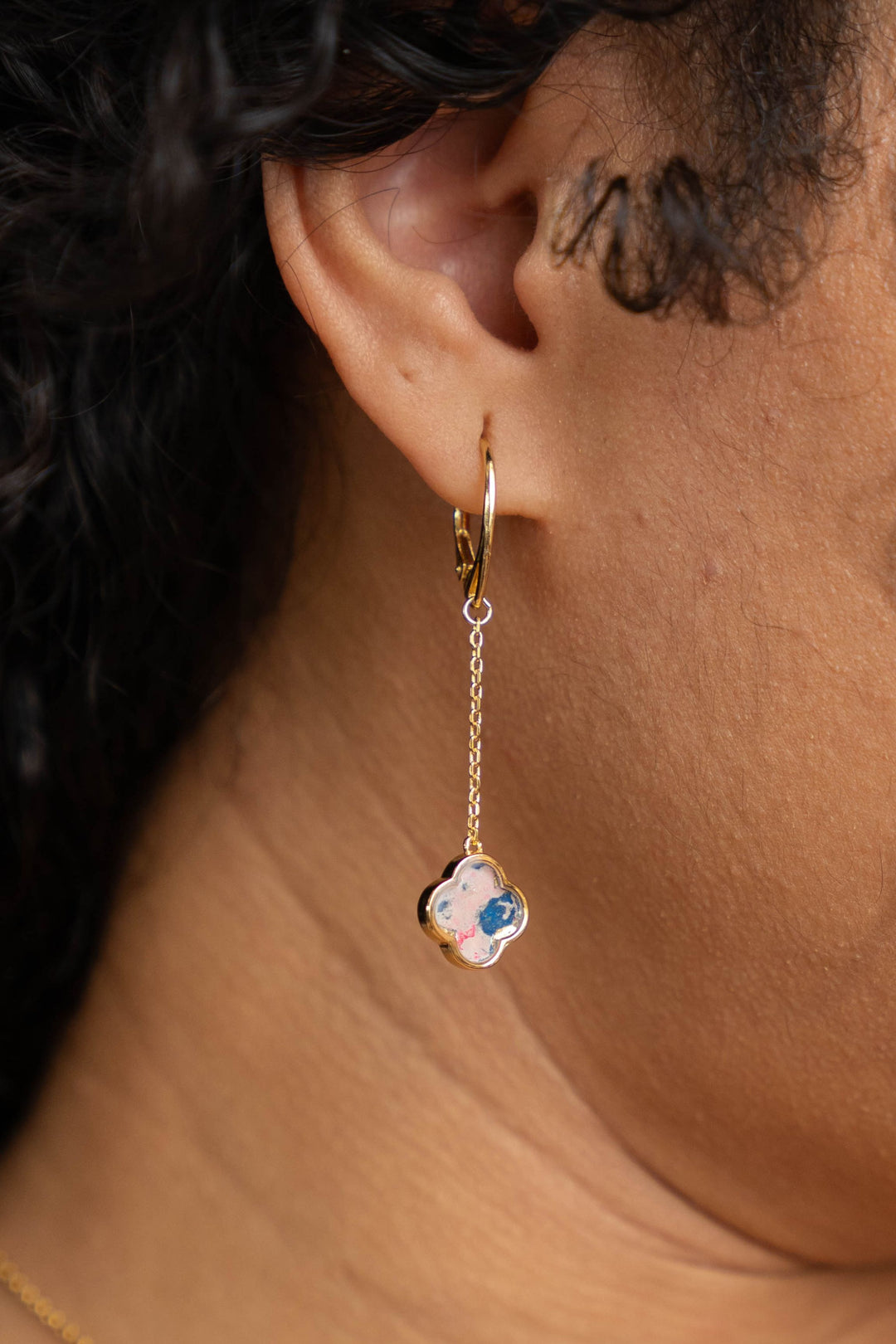 Mo Drop Earrings  |Gold