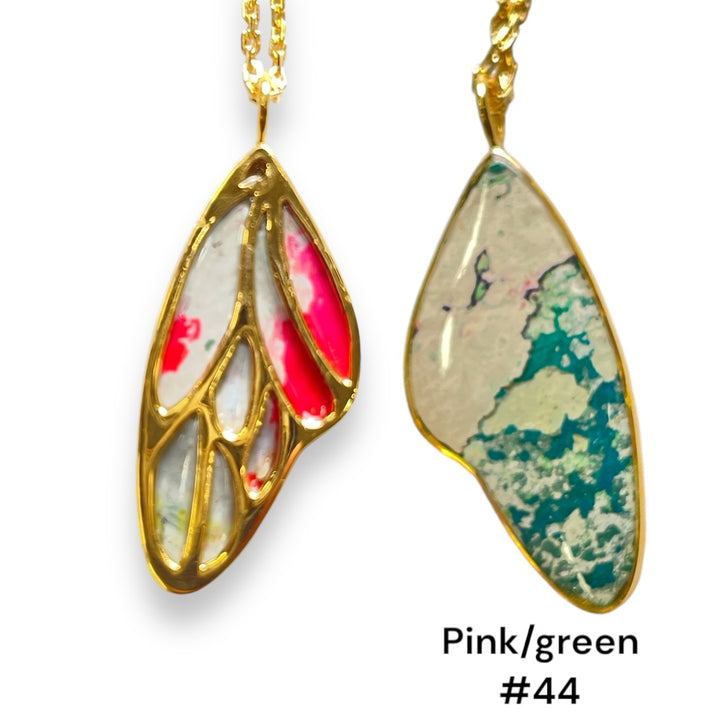 Vivian Butterfly Necklace | Gold