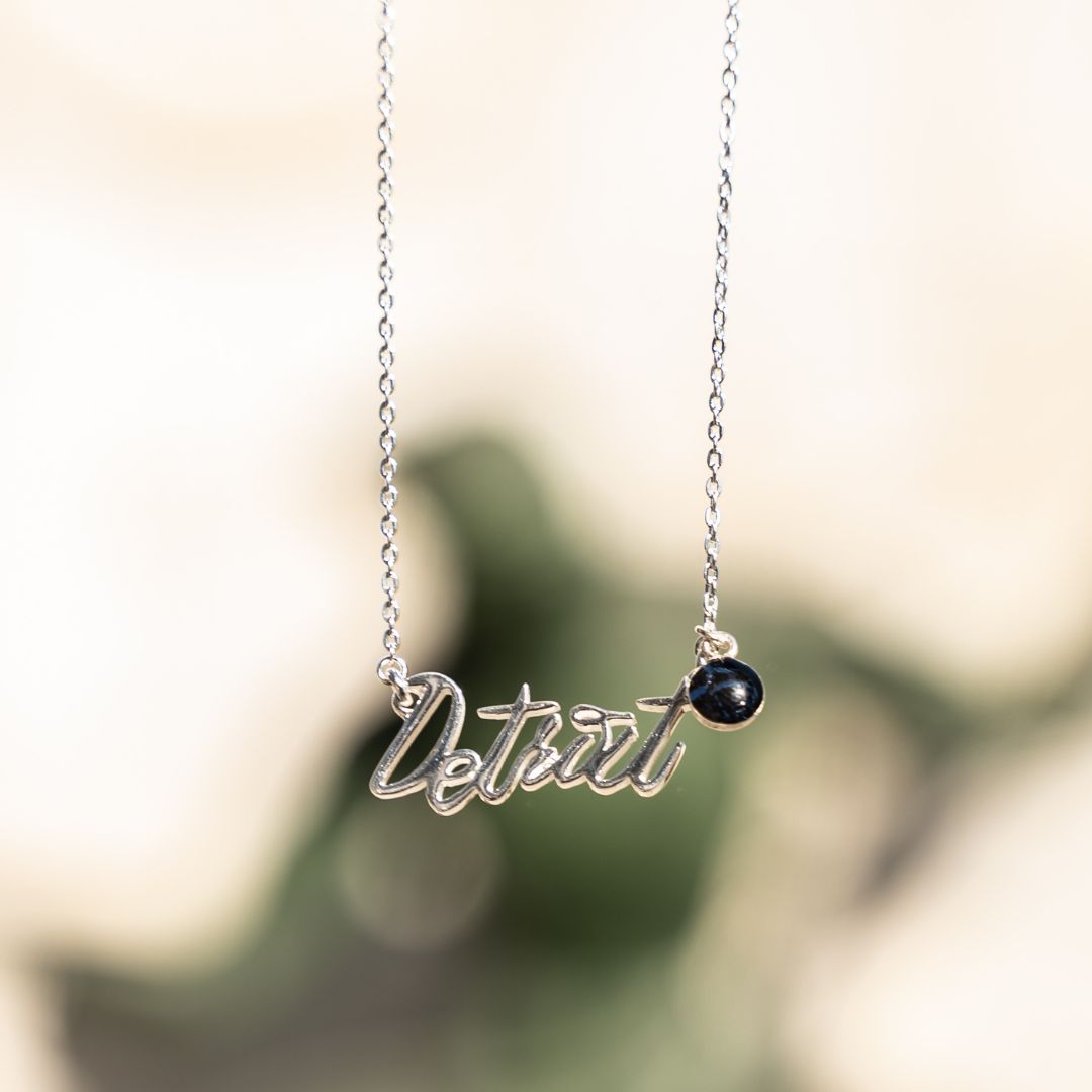 Detroit Necklace Pistons Edition | Silver